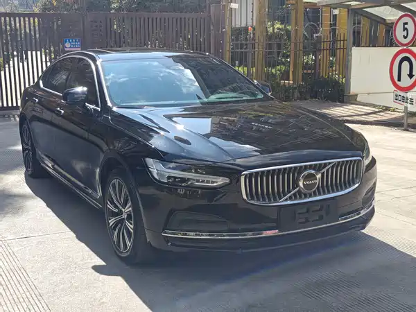Volvo S90 2021
