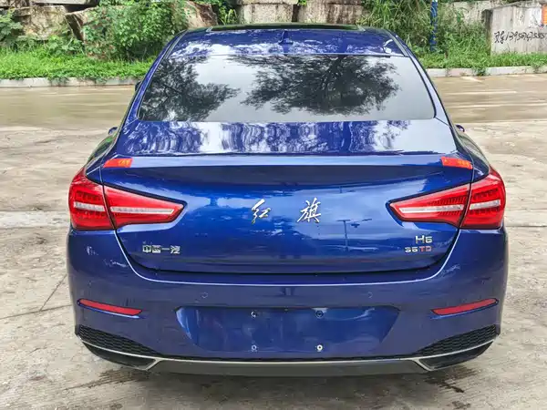 Hongqi H5 2020