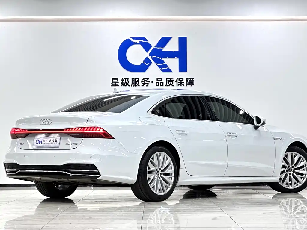 Audi A7L 2023 — фото 17