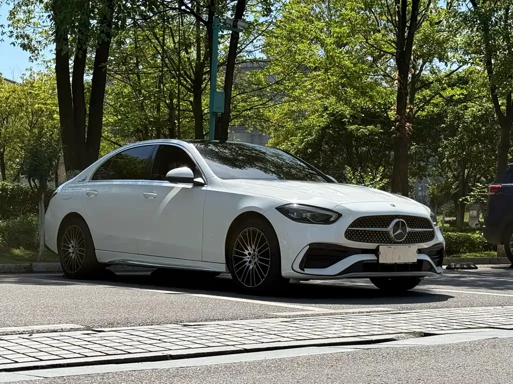Mercedes-Benz C-Class 2021