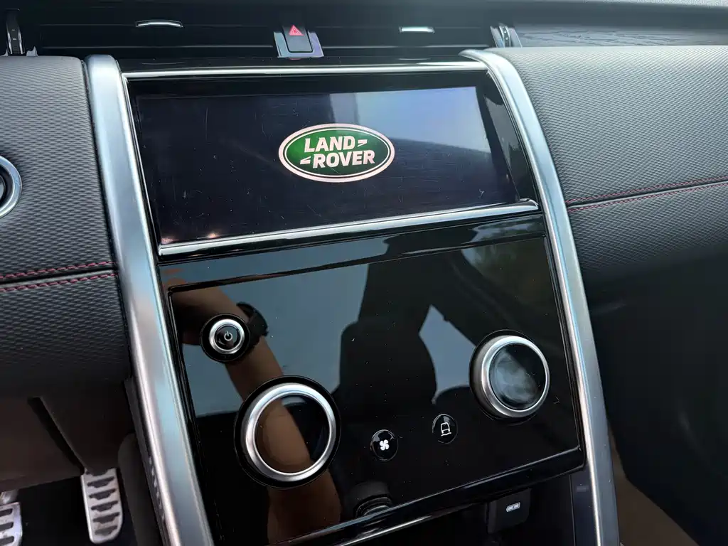 Land Rover Discovery Sport 2021 — фото 17