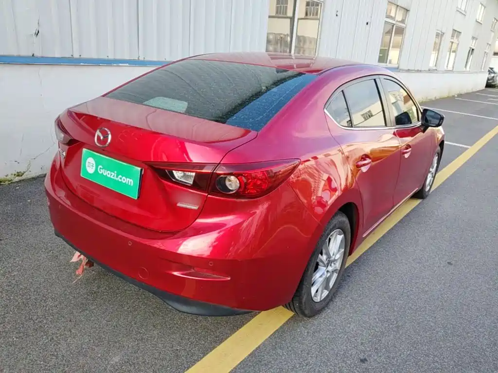 Mazda 3 Axela 2016