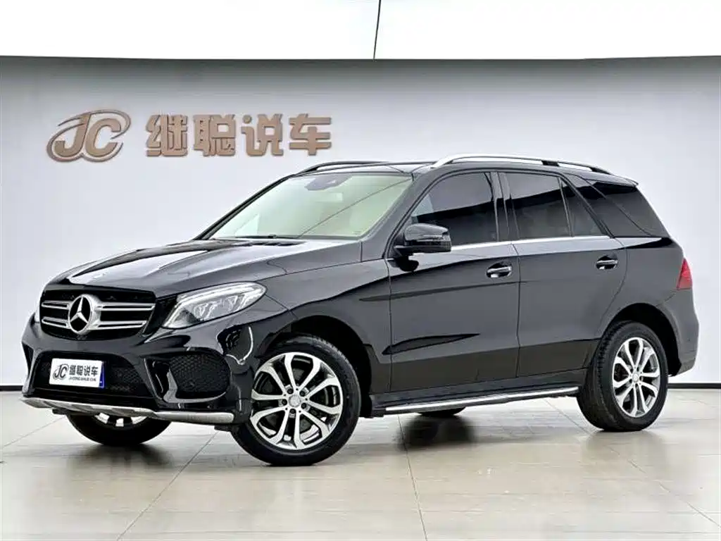 Mercedes-Benz GLE 2017 — фото 1