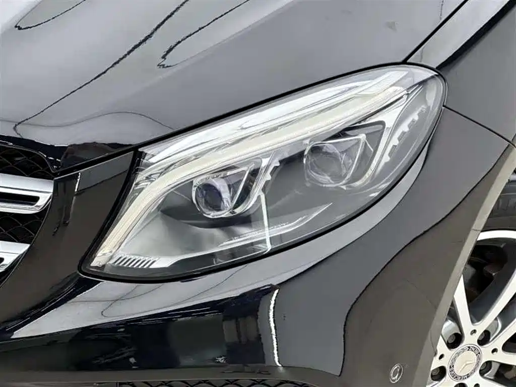 Mercedes-Benz GLE 2017 — фото 15
