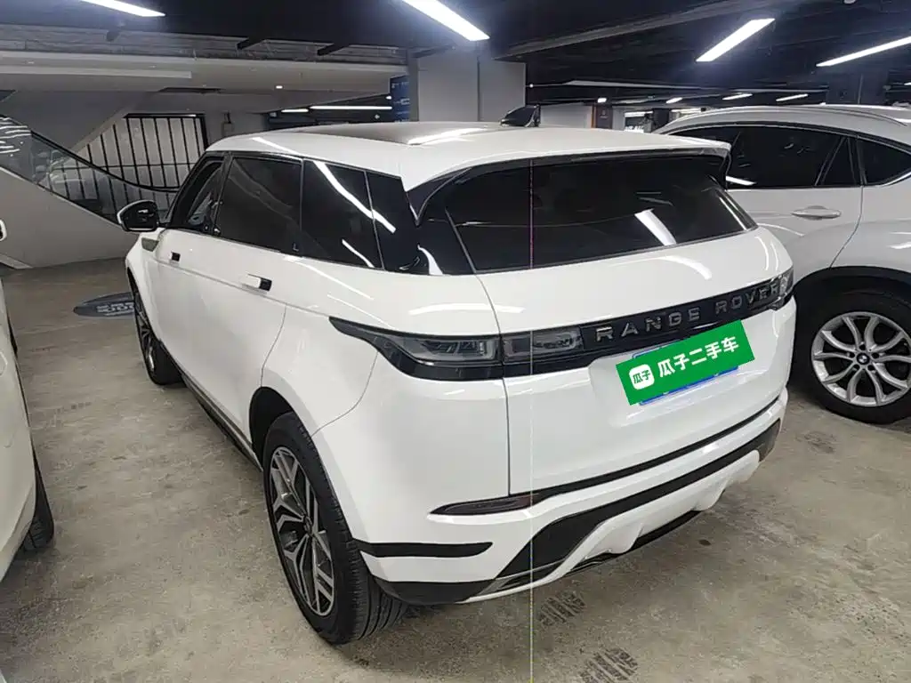Land Rover Evoque 2022 — фото 5