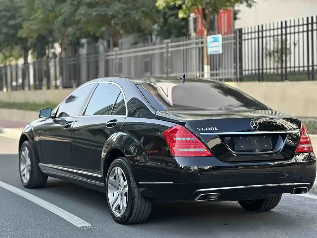 Mercedes-Benz S-Class 2012 — фото 17