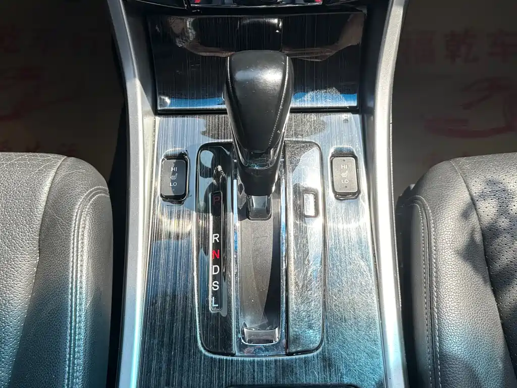 Honda Accord 2016 — фото 14