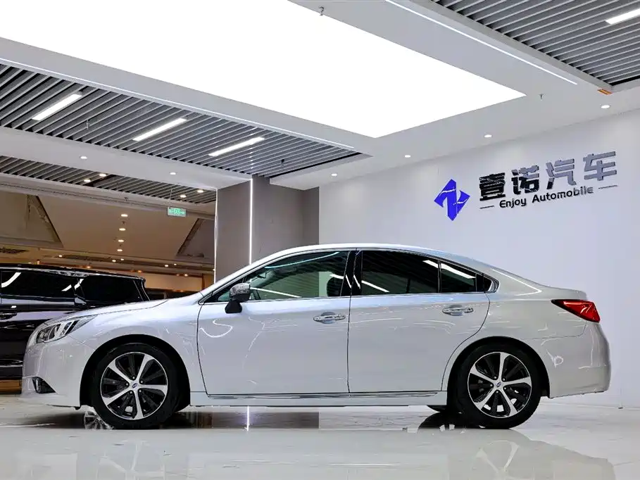 Subaru Legacy 2016 — фото 3