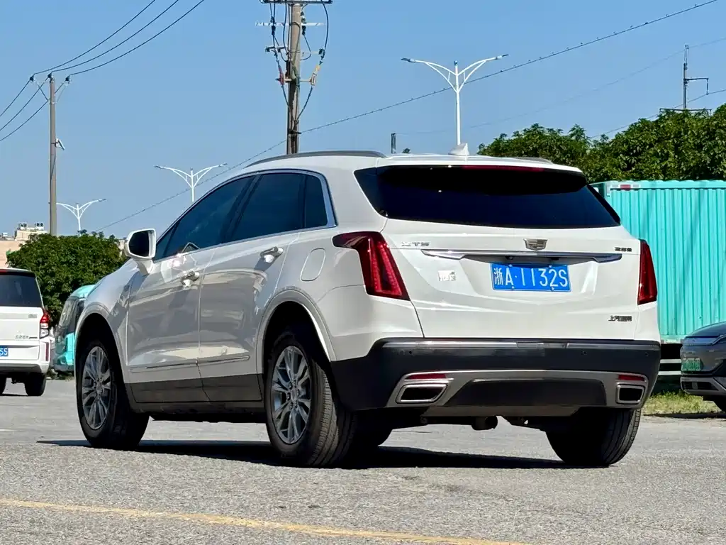 Cadillac XT5 2020 — фото 6
