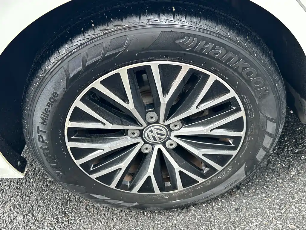 Volkswagen Sagitar 2021 — фото 16