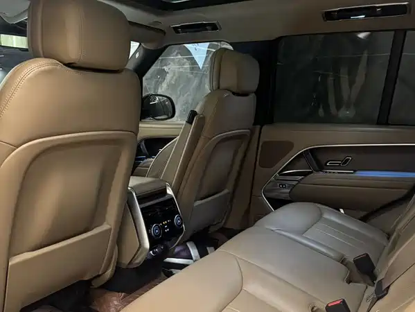 Land Rover Range Rover 2023