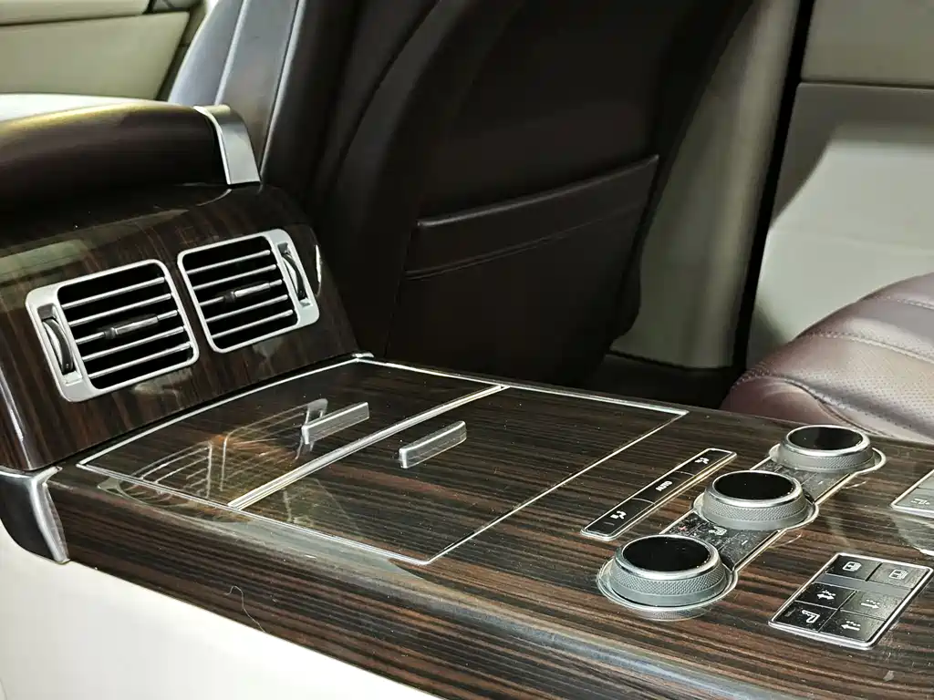 Land Rover Range Rover 2015 — фото 10