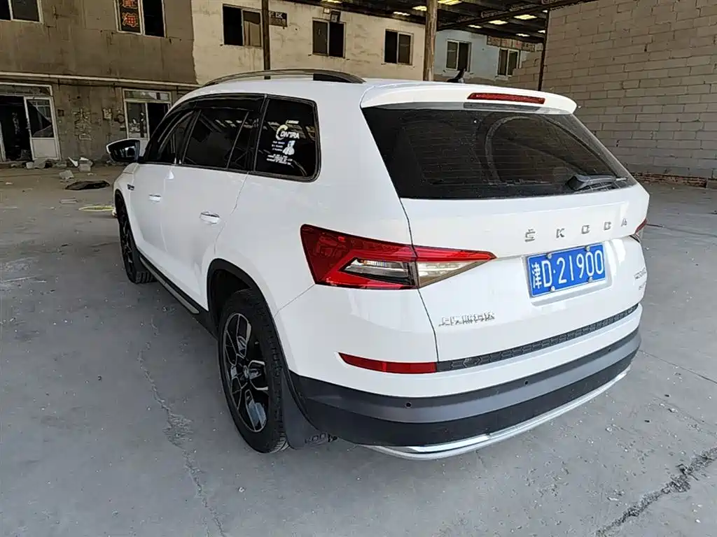 Skoda Kodiaq 2021 — фото 9