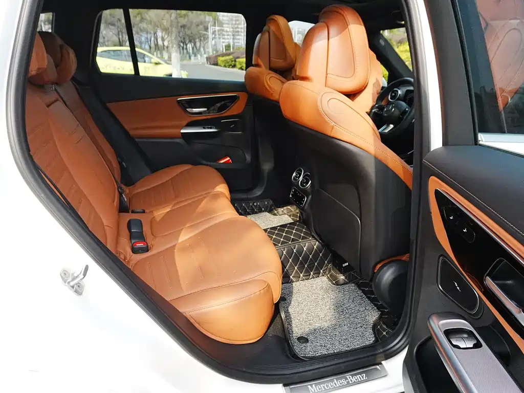 Mercedes-Benz GLC 2023 — фото 20