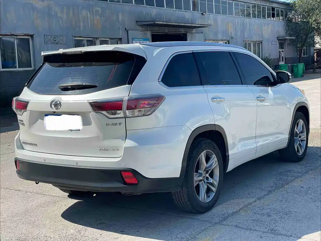 Toyota Highlander 2016