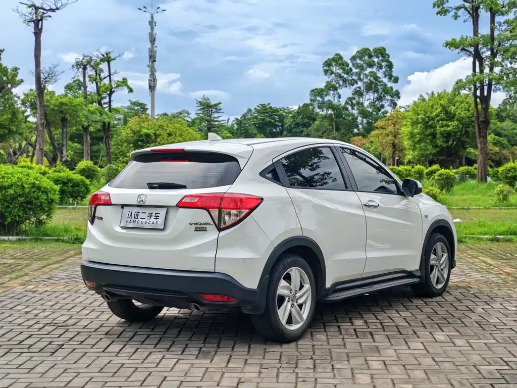 Honda Vezel 2021 — фото 4
