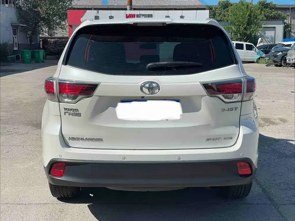Toyota Highlander 2016