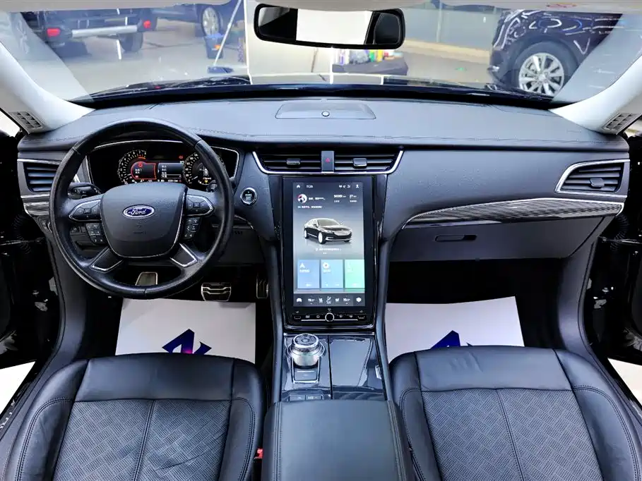 Ford Taurus 2020 — фото 18