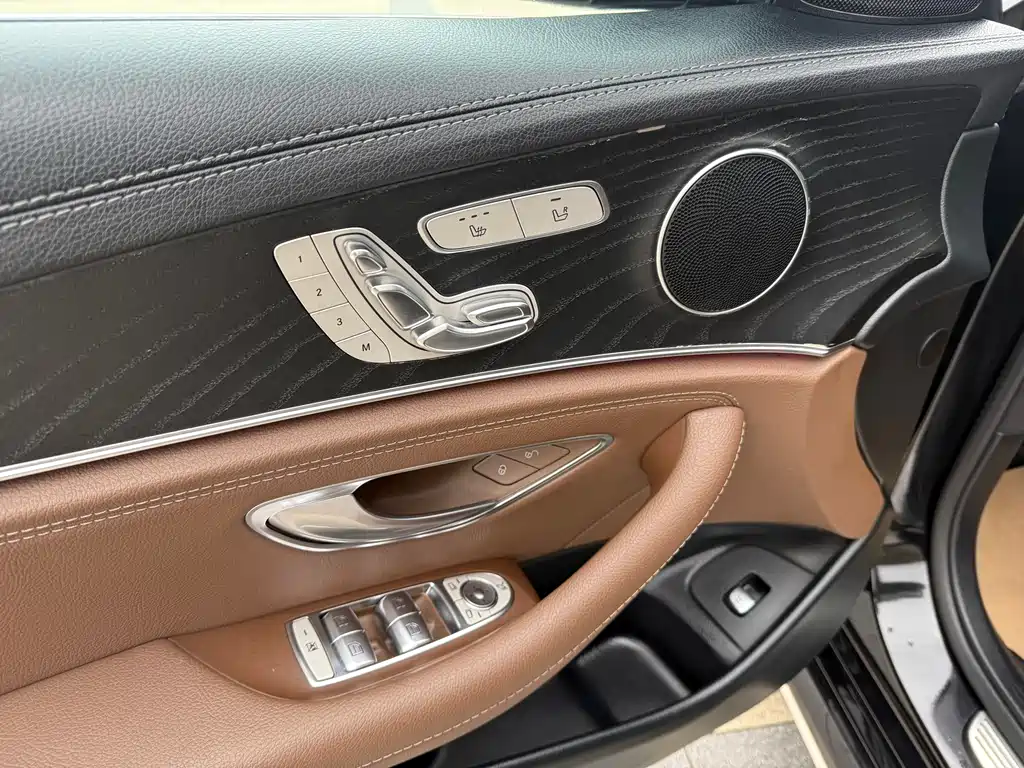 Mercedes-Benz E-Class 2019 — фото 5