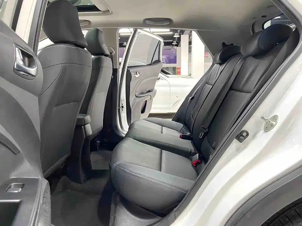 Kia KX1 2022 — фото 10