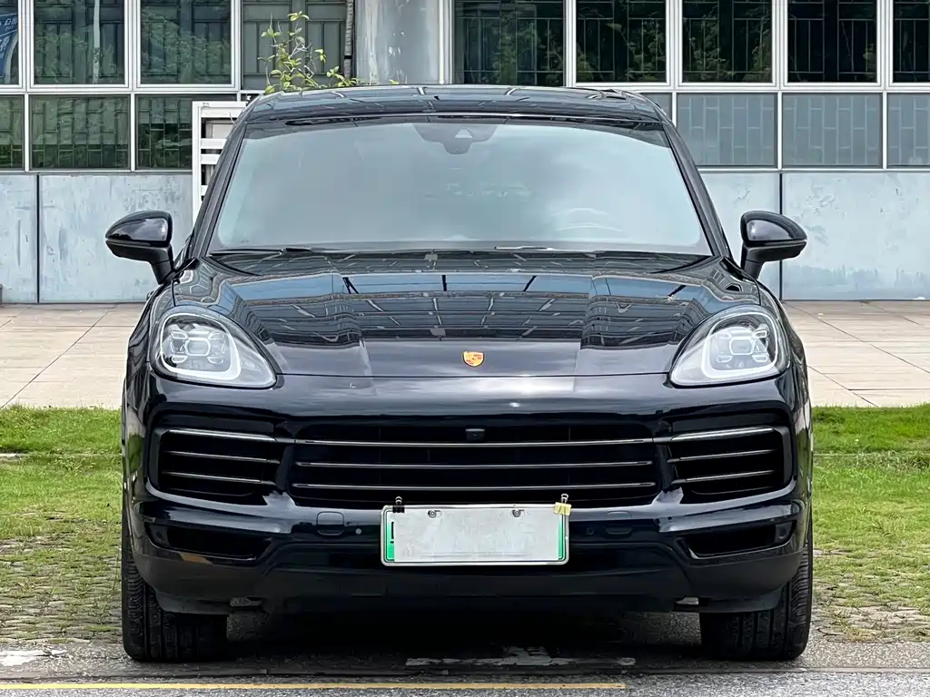 Porsche Cayenne Hybrid 2023 — фото 2