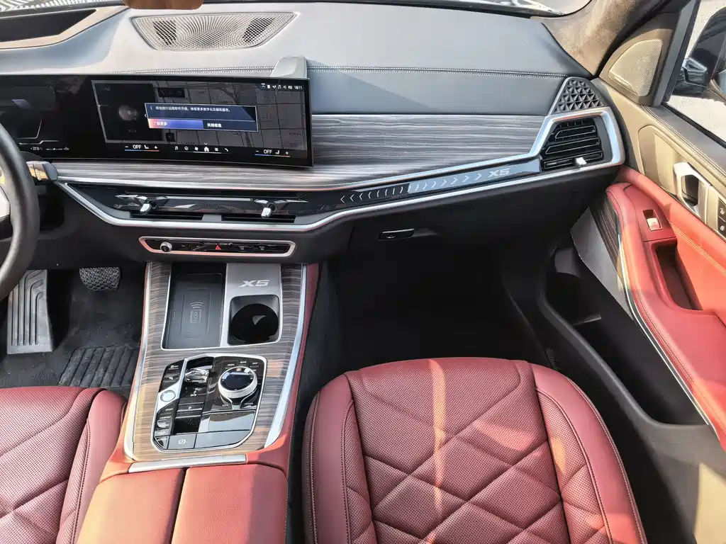 BMW X5 2025 — фото 15