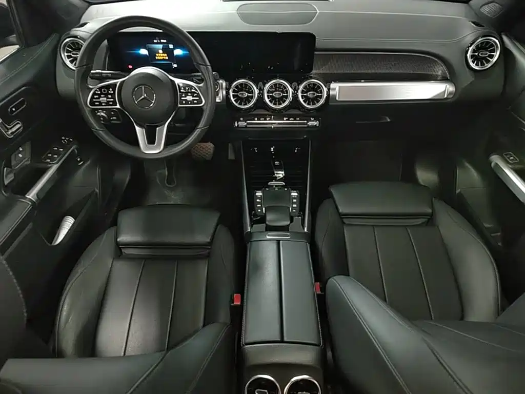 Mercedes-Benz GLB 2021 — фото 16