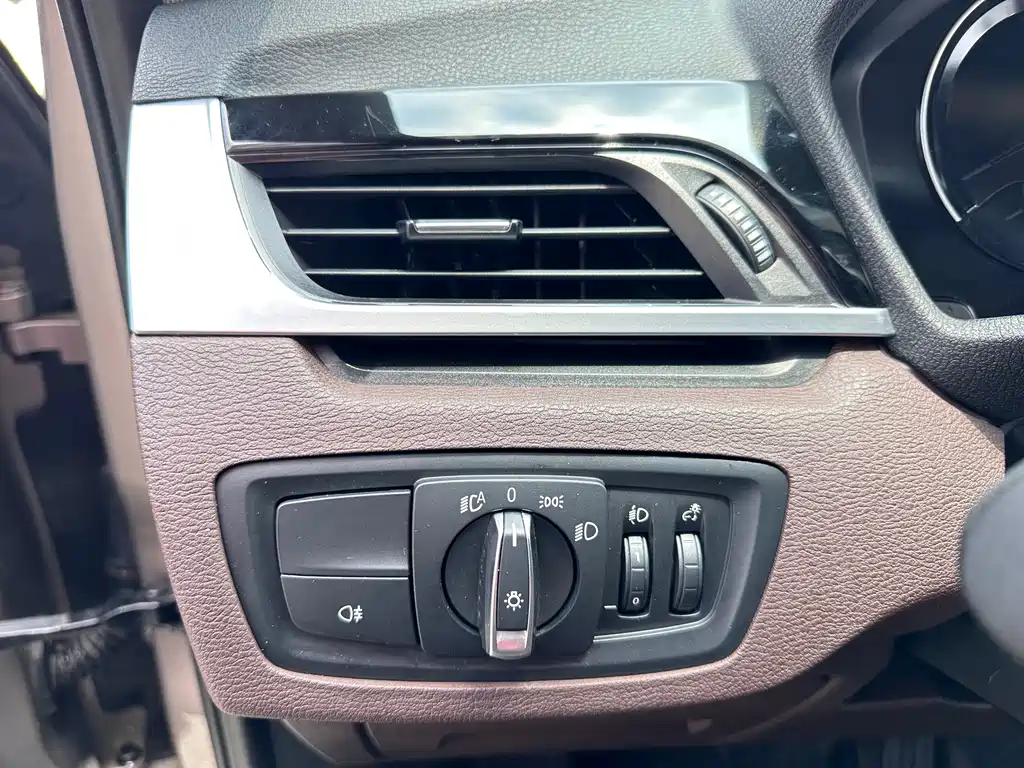 BMW X1 2020 — фото 17