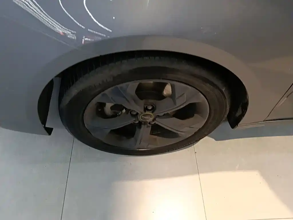 Roewe i6 MAX 2020 — фото 23