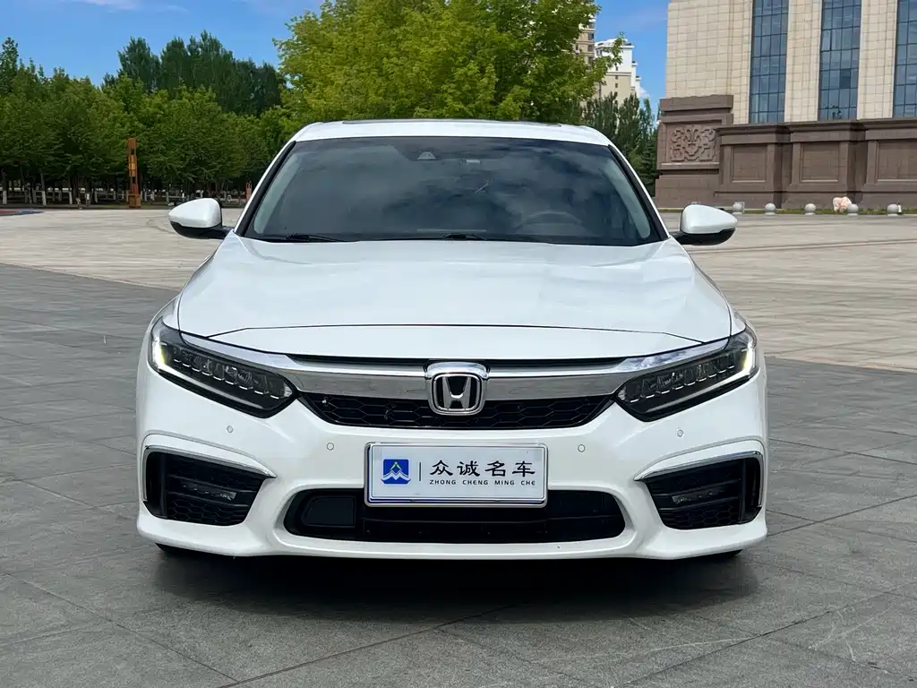 Honda Inspire 2021 — фото 2