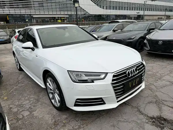 Audi A4L 2018