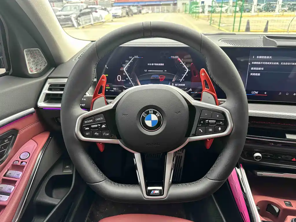 BMW 3 Series 2025 — фото 15