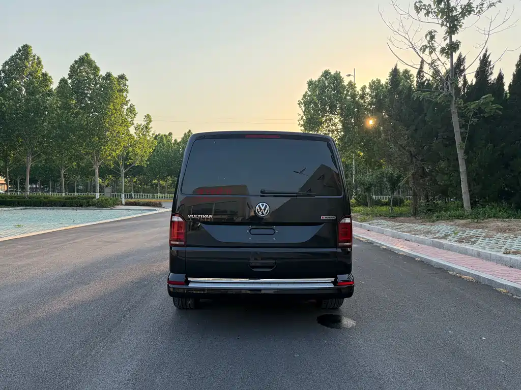 Volkswagen Multivan 2019 — фото 6