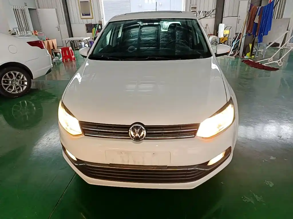 Volkswagen Polo 2016
