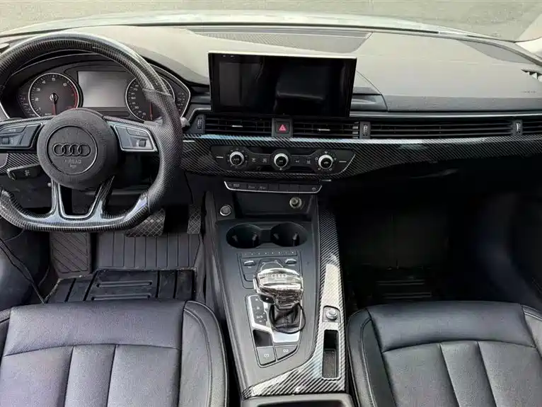 Audi A4L 2017 — фото 8