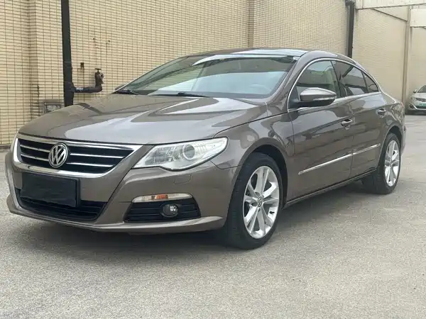 Volkswagen CC 2011
