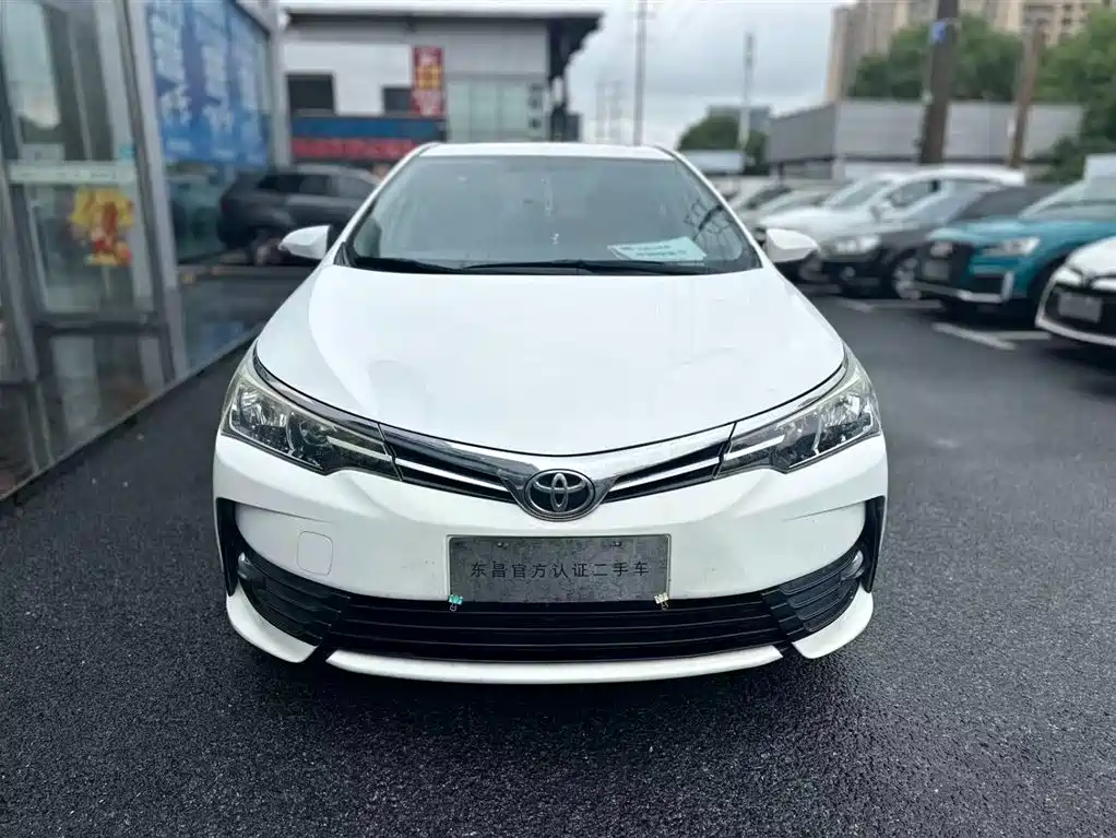 Toyota Corolla 2018 — фото 9