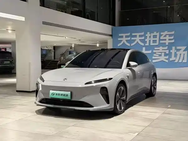 NIO ET5T 2025