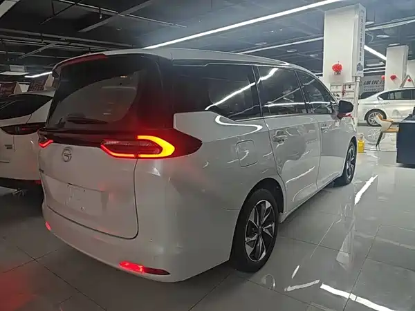 GAC Trumpchi M6 2023