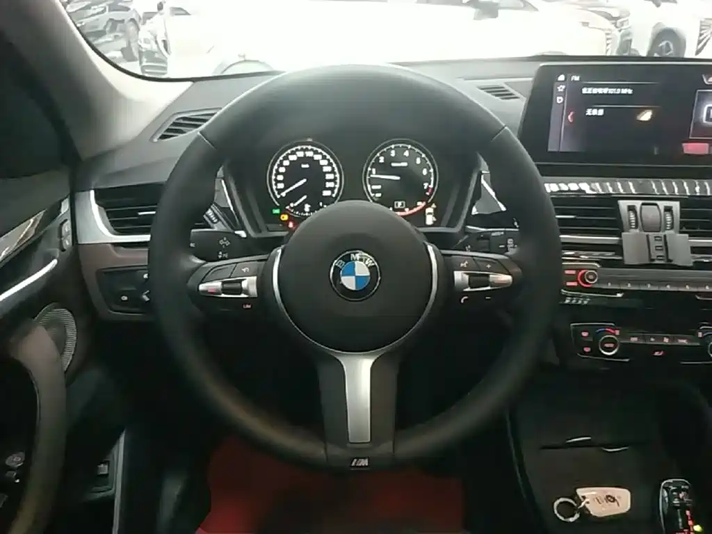 BMW X1 2023 — фото 11