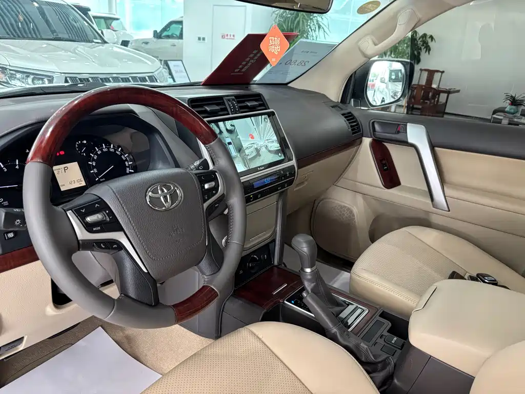 Toyota Prado 2018 — фото 8