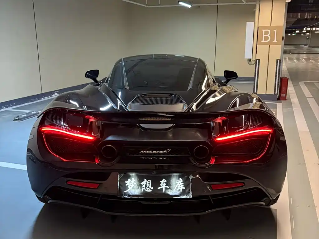 McLaren 720S 2019 — фото 12