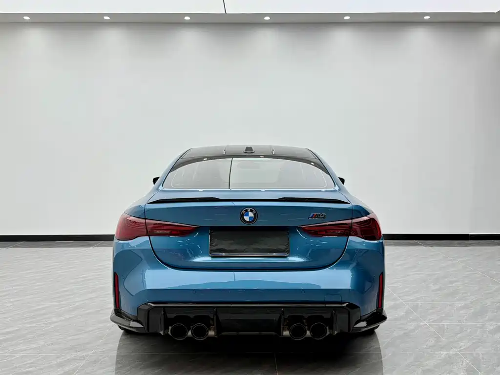 BMW M4 2025 — фото 5