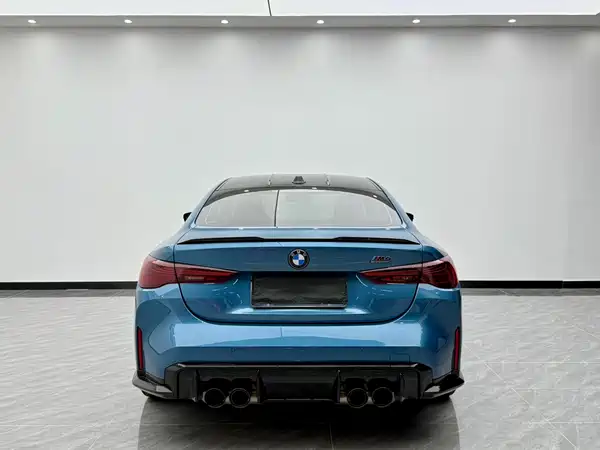 BMW M4 2024