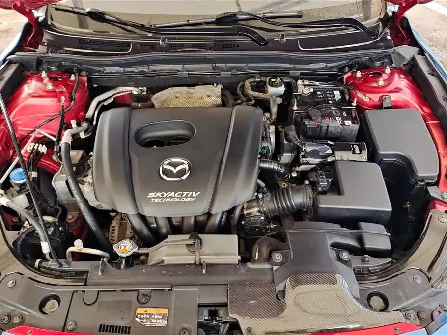 Mazda 3 Axela 2017 — фото 10