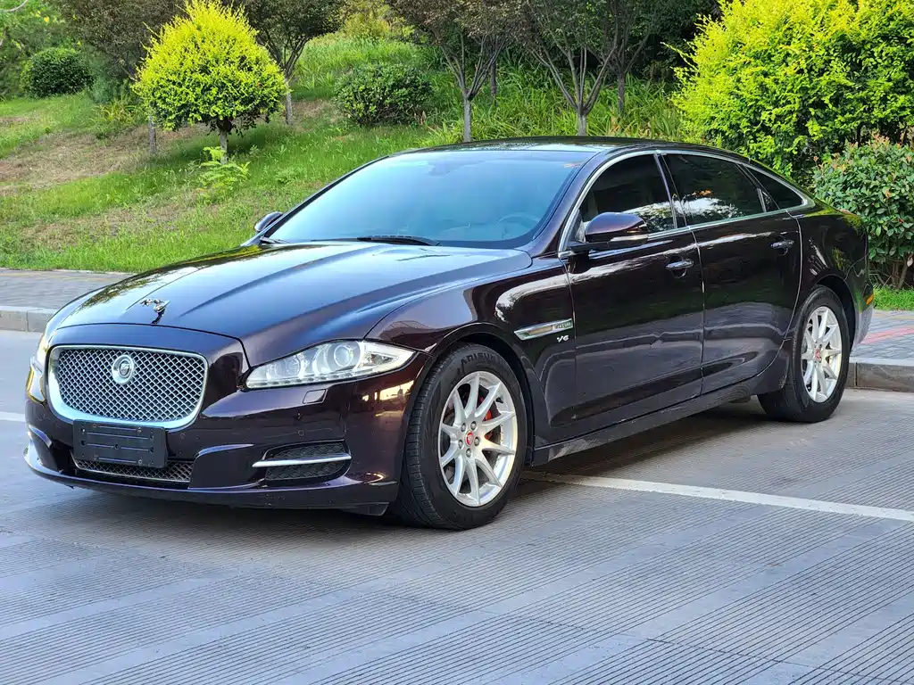 Jaguar XJ 2013 — фото 2