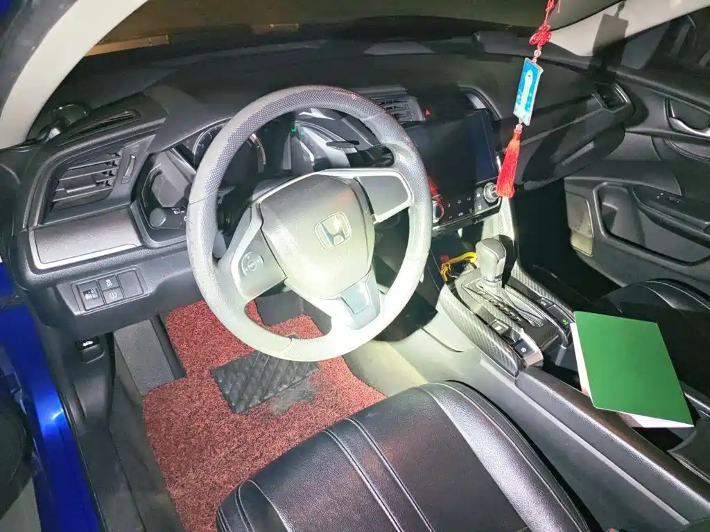 Honda Civic 2018 — фото 13