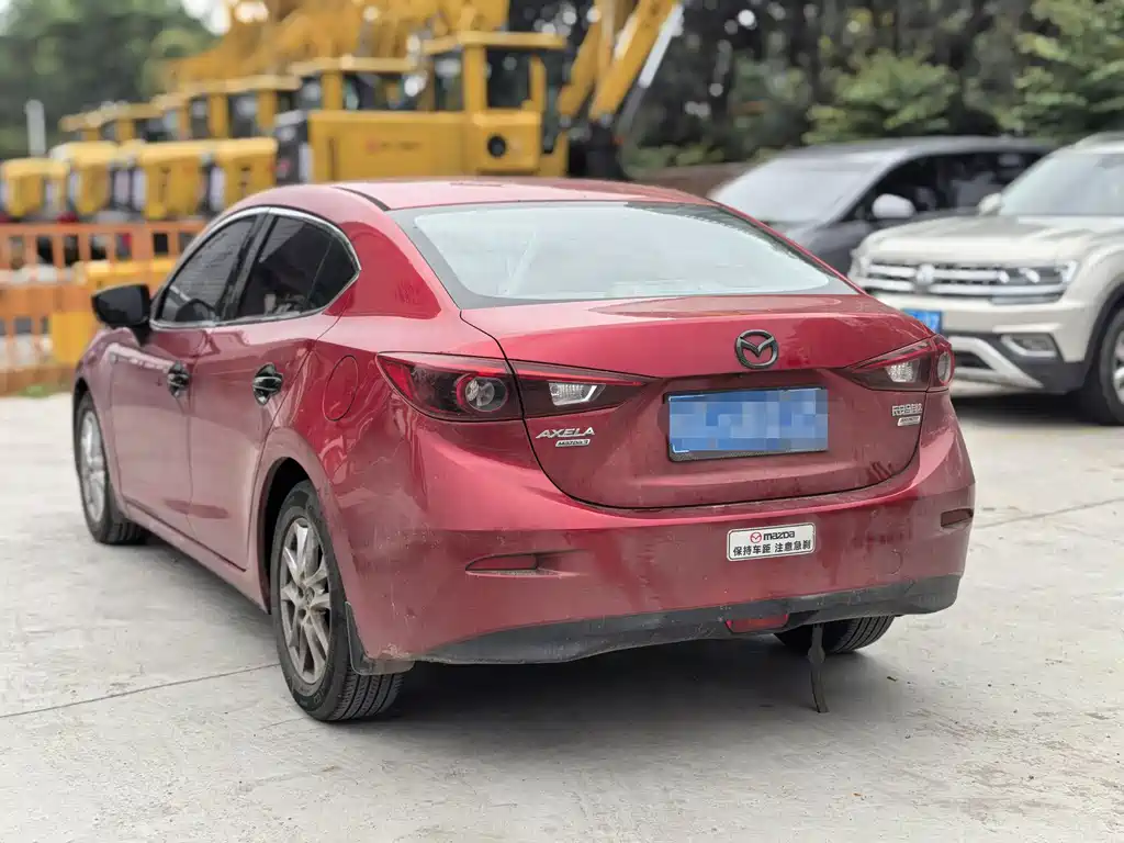Mazda 3 Axela 2018 — фото 4