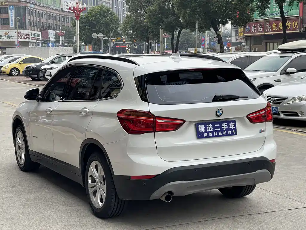 BMW X1 2017 — фото 4