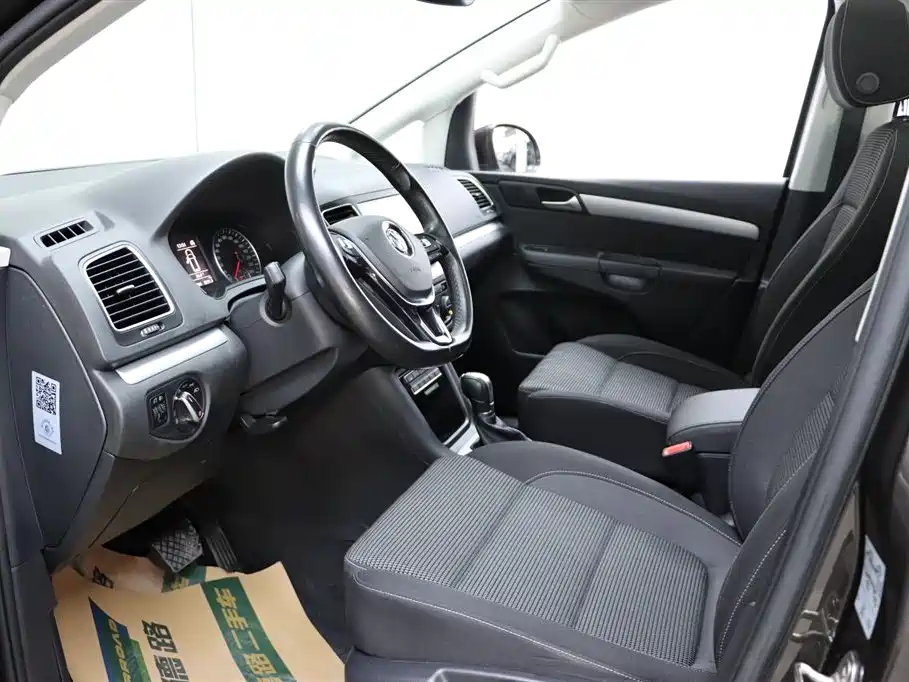 Volkswagen Sharan 2018 — фото 14
